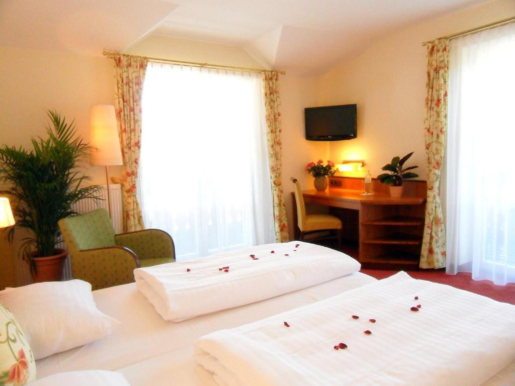 Hotel Gasthof Der Jagerwirt Bergheim Pokój zdjęcie