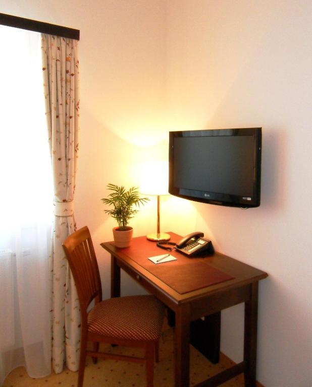 Hotel Gasthof Der Jagerwirt Bergheim Pokój zdjęcie