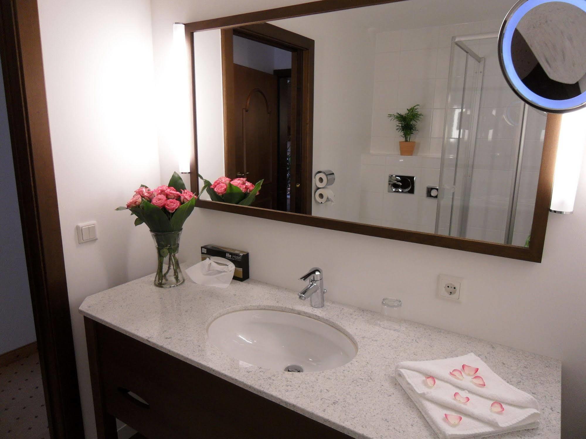 Hotel Gasthof Der Jagerwirt Bergheim Zewnętrze zdjęcie